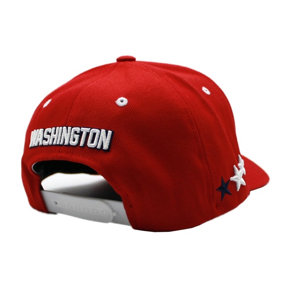 Washington 'Rinkside' Lacer - Picture 2 of 4